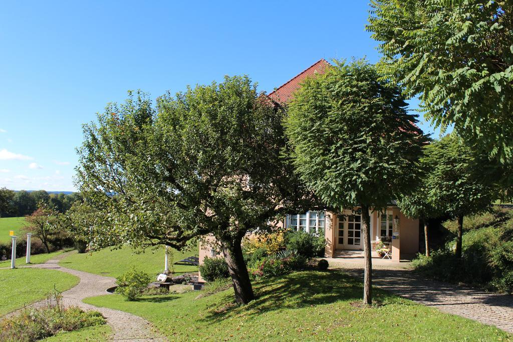 Gaestehaus Schloss Kronburg מראה חיצוני תמונה